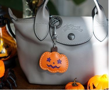 چرم مصنوعی، قلب تپنده‌ی هیولاهای جیبی!!