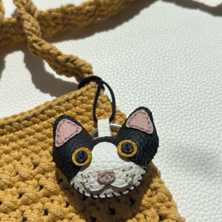 جاکلیدی چرمی بچه گربه