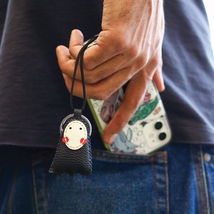 جاکلیدی چرمی noface