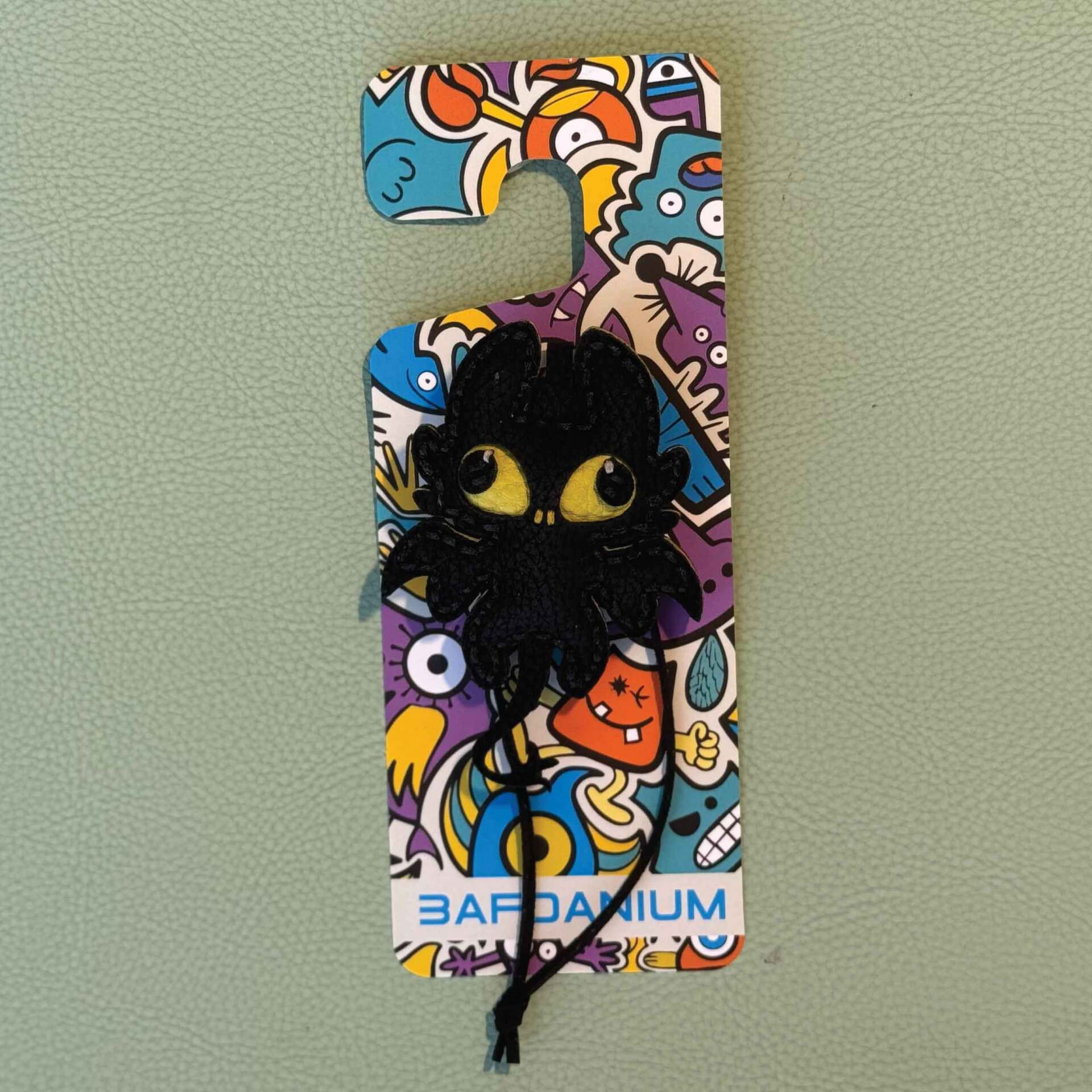  Hatching Toothless اژدهای بی دندون 